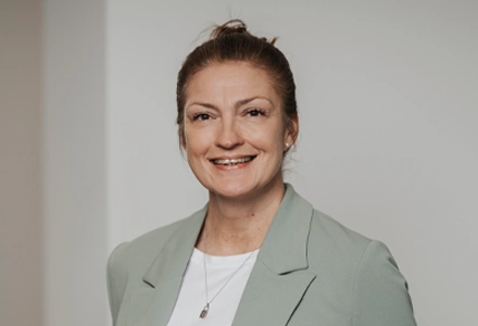 Porträt von Jennifer Knapp.