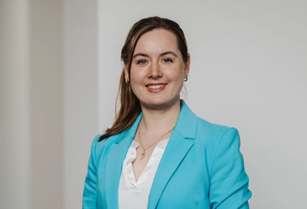 Porträt von Svenja Zimmermann.